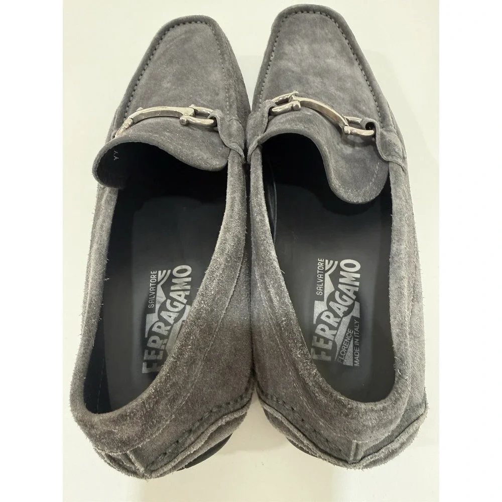 Salvatore Ferragamo Gancini Bit Grey Suede Driving loafers Mens US 9D‎